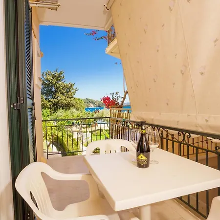 Akti * Nydri (Lefkada)