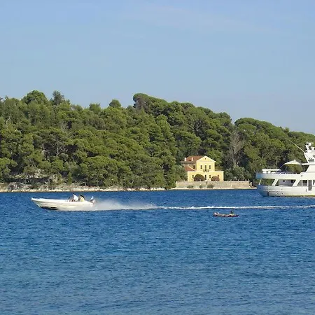 Akti Nydri (Lefkada)