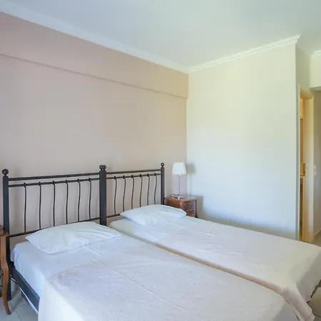 Apartment Akti *